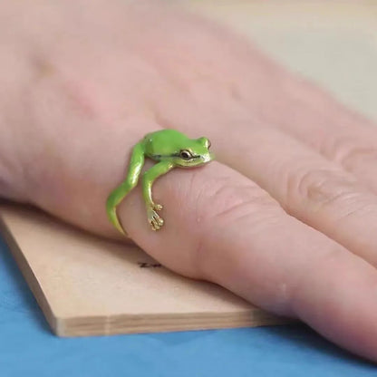 Tree frog ring, green quirky frog ring, niche design, blue frog ring,